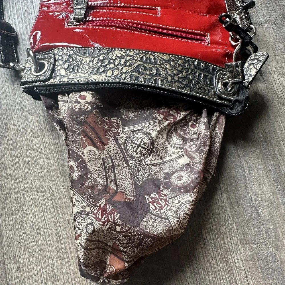 Rhinestone Skull Crossbody Purse Strap Glossy Y2K Grunge Mall Goth Red Black